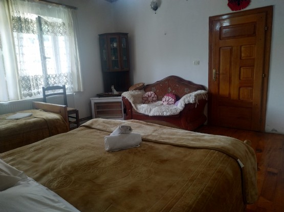 Akomodim Te Hotel Alpini, Dhoma e Lahutes Hotel Alpini Lepushe, Bjeshket e Kelmendit Shkoder, Guesthouse Alpini Lepushe, Albania
